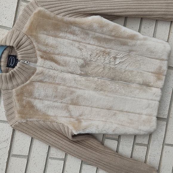 Tan Furry Jacket - Picture 4 of 9